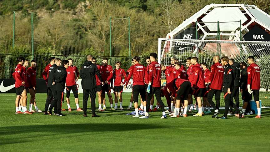 A Milli Futbol Takımı Cebelitarık maçı hazırlıklarına başladı