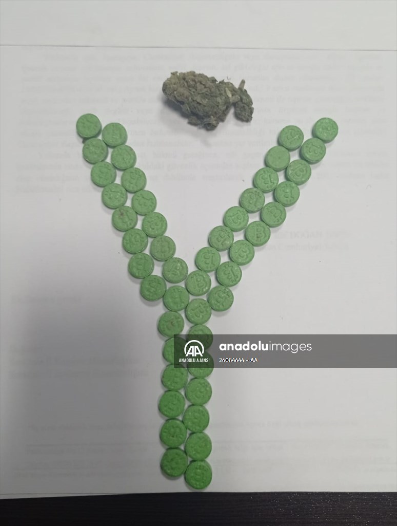 Kırıkkale'de polisten kaçan şüphelinin aracında uyuşturucu ele geçirildi