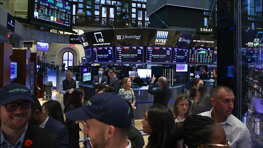 Küresel piyasalar haftaya karışık seyirle başladı
