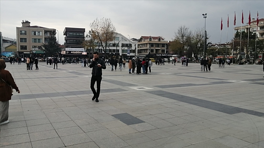 FLAŞ / Düzce'de 5 büyüklüğünde deprem meydana geldi