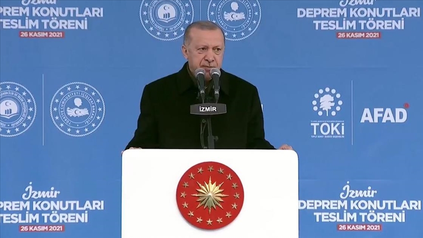 Erdoğan, İzmir'de deprem konutlarının tesliminde konuştu: Bugüne kadar ne söz verdiysek yaptık
