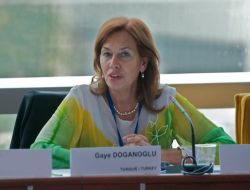 Türkiye Ve Antalya'yı Yurtdışında Temsil Eden Doğanoğlu, Yılın Kadını Seçildi