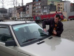 Yağmur Tozla Birleşince Yere Çamur Yağdı