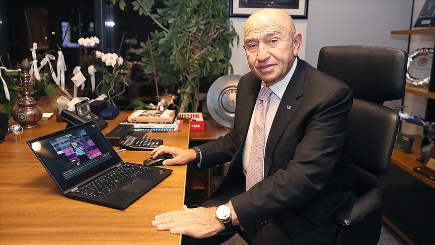 TFF Başkanı Özdemir spor kategorisinde 'Şampiyon Mete Gazoz' başlıklı fotoğrafı seçti