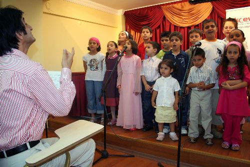 Akçev Çocuk Korosu, 2 ayda öğrendikleri ilahilerden oluşan bir konser verdi