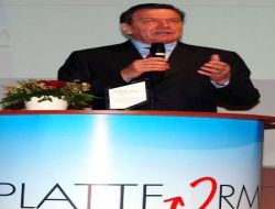 Schröder: "Türkiye'de Tarihi Şeyler Yapılıyor, Abd'nin Kararı Ankara-Erivan Yakınlaşmasına Zarar Verir"