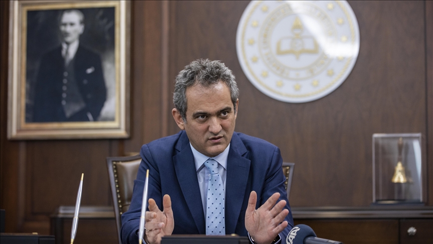 Özer: Şu an için yarıyıl tatilini bir hafta öne almak ile ilgili herhangi bir planlamamız yok