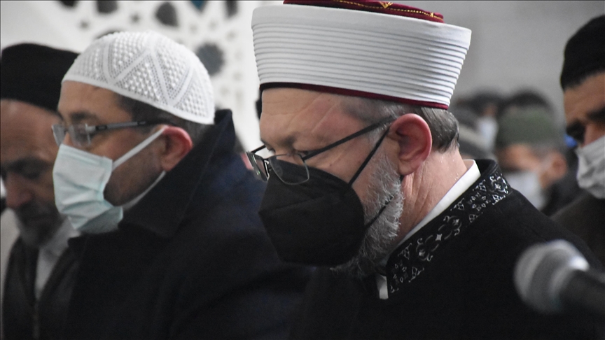 Erbaş, Sarıkamış şehitleri için okunan hatimlerin duasını yaptı