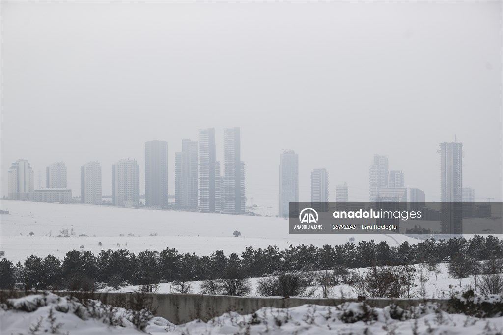 ...Ankara'da sisli hava...