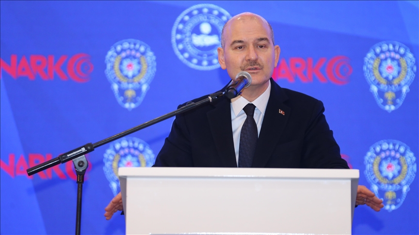 "2021 yılında rekor kırarak 22 ton 234 kilogram eroin, 2 ton 841 kilogram kokain ele geçirdik"
