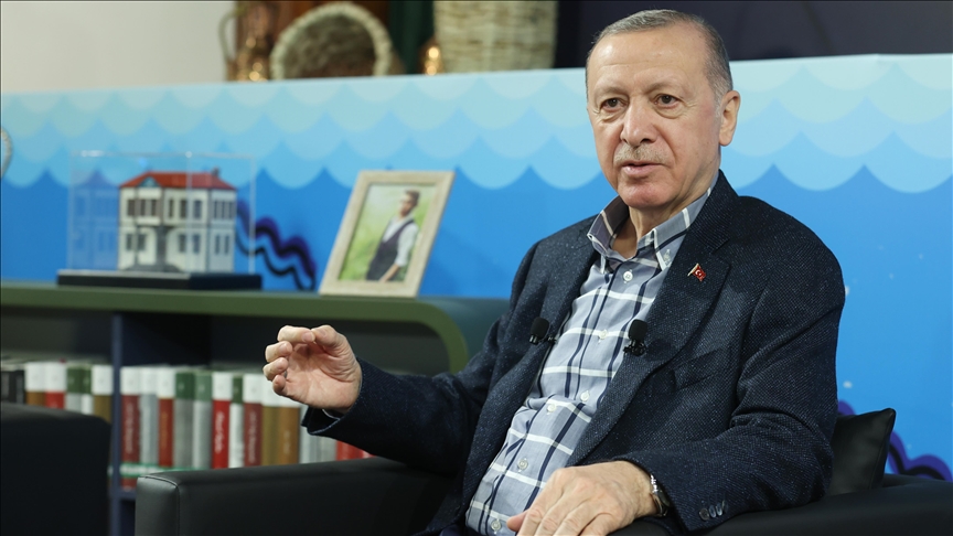Erdoğan: Cumhurbaşkanlığı makamına 'cumhur' diye ifade ettiğimiz bu millet sahip çıkacaktır