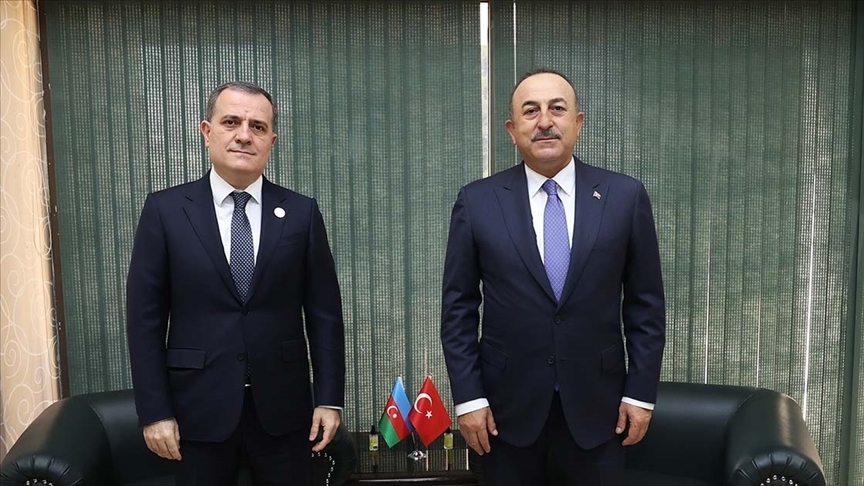 Çavuşoğlu, Azerbaycanlı mevkidaşı Bayramov ile görüştü