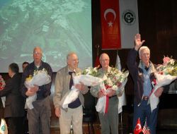 Ayda Yürüyen İlk Ve Son Astronotlar, Adana'da Öğrencilerle Bir Araya Geldi!