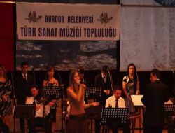 Atatürk Anısına Düzenlenen Konser Beğeni Topladı