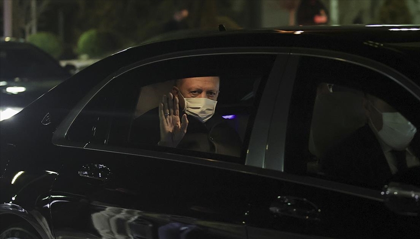 Cumhurbaşkanı Erdoğan yurda döndü!