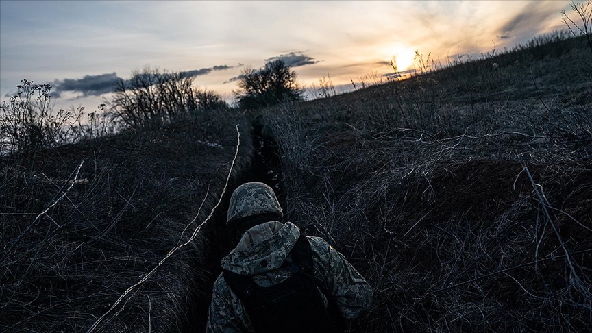 Donbas'ta Rusya yanlısı ayrılıkçıların saldırısında bir Ukrayna askeri öldü