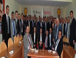 AK Parti İzmir İl Başkanı Kabak: Teşkilatımız Ekip Ruhuyla İzmir'e Hizmet Yarışında!