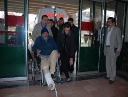 Yukarı Kanatlı Köyünde Bir Ailenin Enkaz Altında Olabileceği Bildirildi