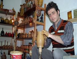 Çömlekçilik, Hammaddesi Petrol Atığı Olan Plastiğe Yenik Düştü