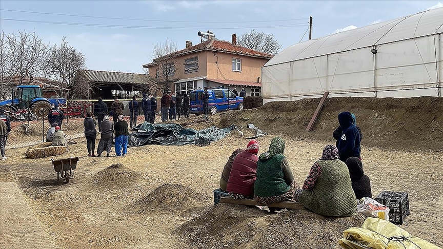 Edirne'de bir evde aynı aileden 4 kişi ölü bulundu