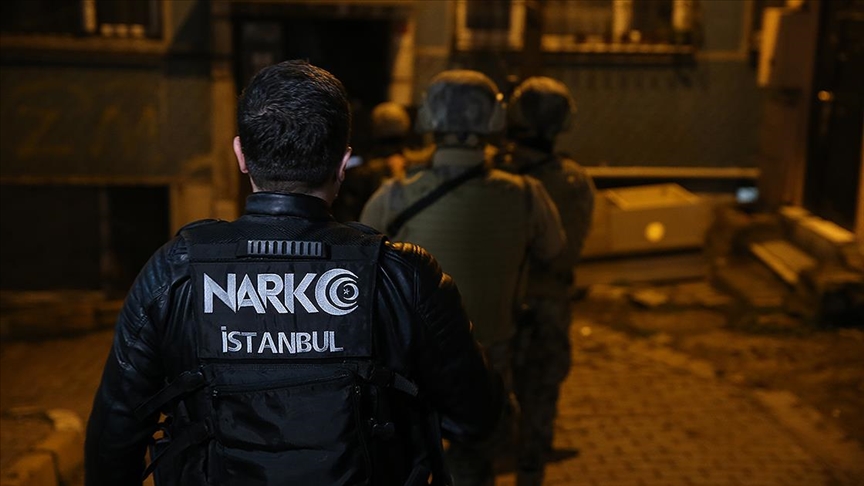 İstanbul'da eş zamanlı uyuşturucu operasyonu düzenlendi