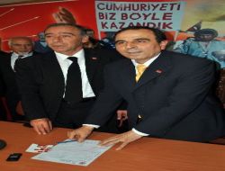 -partilerinden İstifa Eden Bcp'liler Chp Saflarına Geçti