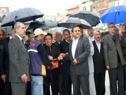 Dörtyol Merkez Camii'nin Temeli Yağmur Altında Atıldı