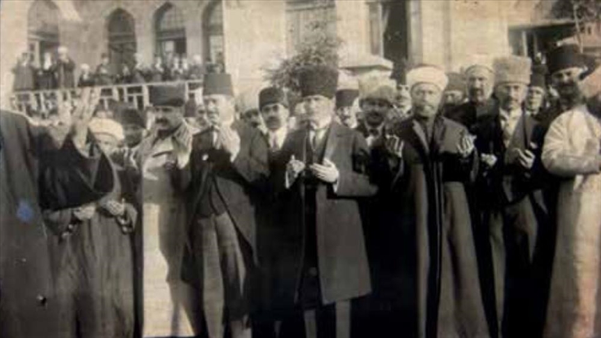 Meclisin açılış hazırlıkları TBMM arşivinde!