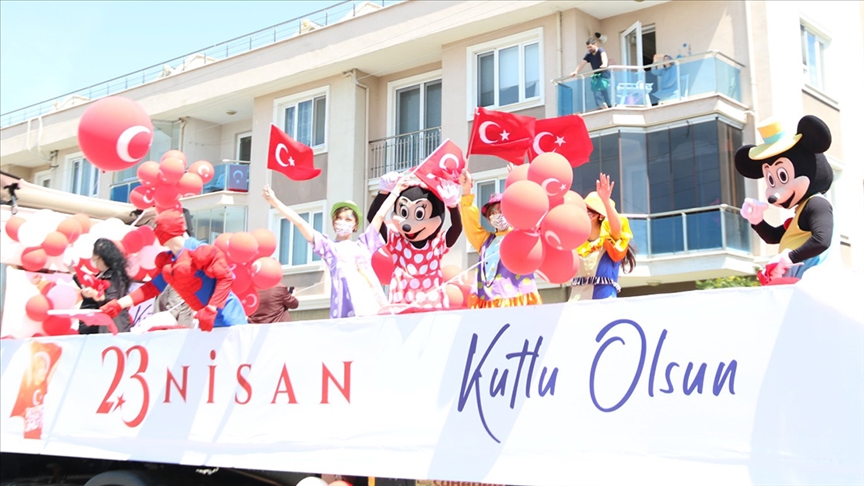 Tüm yurtta 23 Nisan Ulusal Egemenlik ve Çocuk Bayramı coşkusu