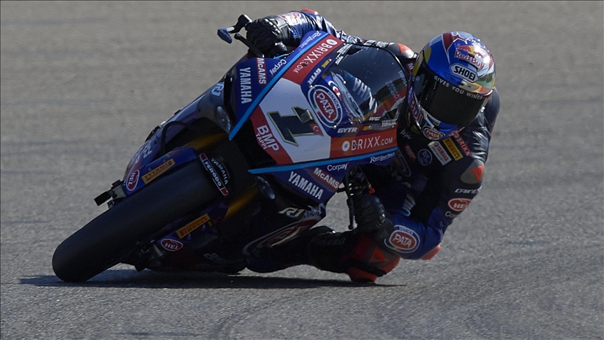 Toprak Razgatlıoğlu, Hollanda'daki Superpole yarışında 3. oldu