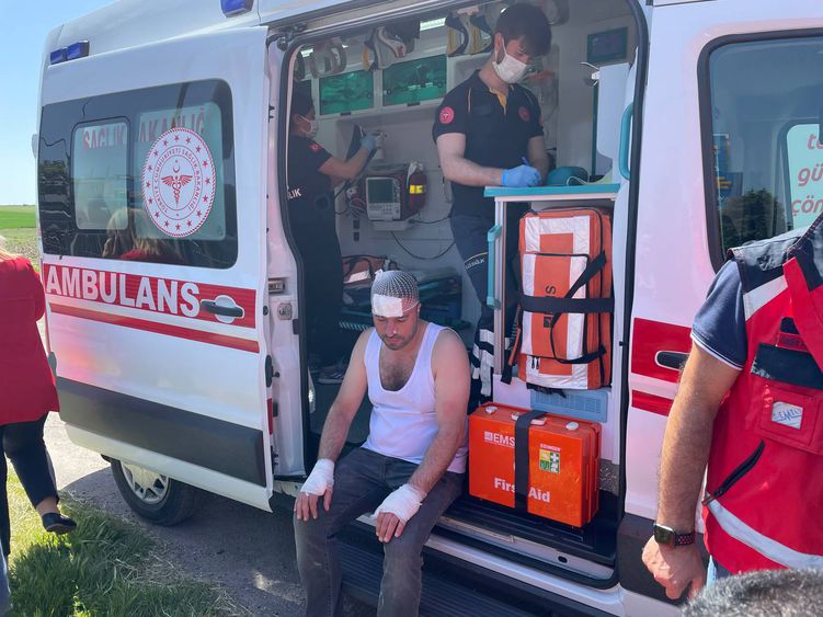 Kırklareli'nde mobilya fabrikasında çıkan yangın kontrol altına alındı