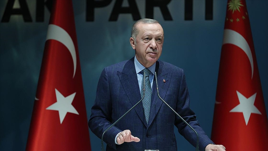 Erdoğan: Asırlık meseleleri nasıl çözdüysek, bugünkü sıkıntıların üstesinden de yine biz geleceğiz