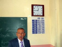 Zil Çalma Uygulamasını Kaldırdı, Giriş Çıkış Saatlerini Öğrenci Ve Öğretmenler Belirliyor