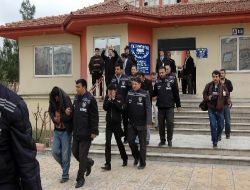 Gaziantep Merkezli Nakliye Dolandırıcılığı Operasyonunda 10 Kişi Yakalandı