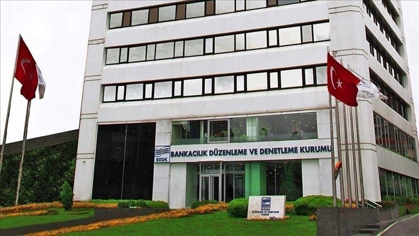 Bankaların "donuk alacak" sınıflandırmasında eşik tutar 2 bin 500 liraya çıkarıldı