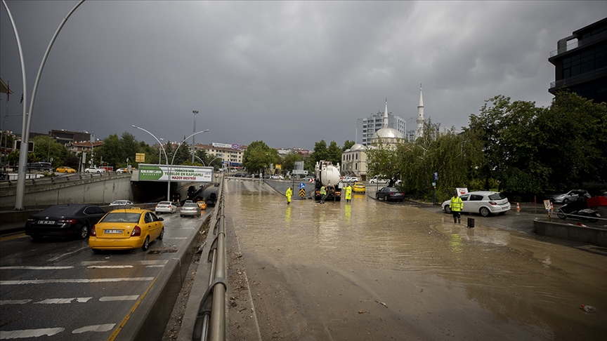 Ankara Valiliği'nden 'kuvvetli sağanak' uyarısı