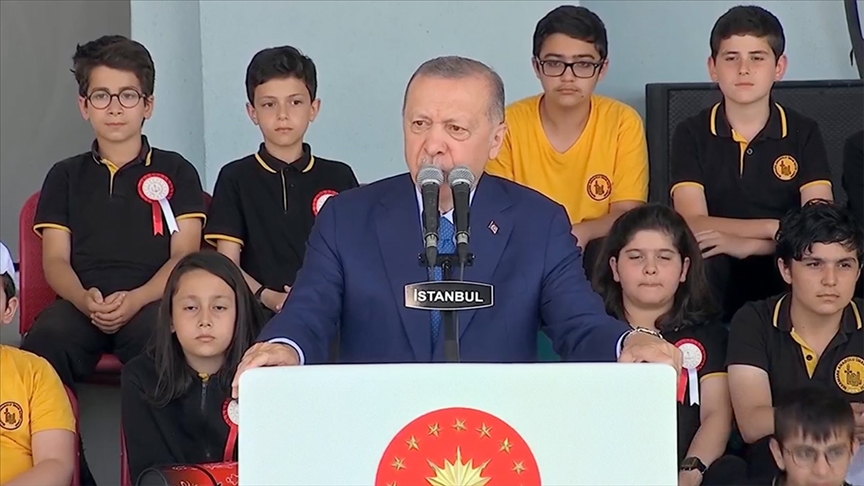 Cumhurbaşkanı Erdoğan Karne Dağıtım Töreni'ne katıldı