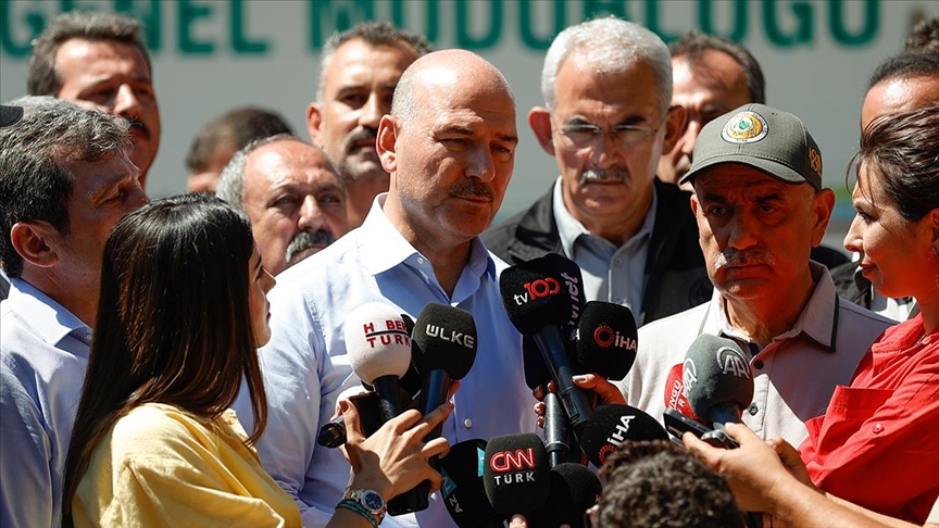 "Ormandaki arkadaşlarımız ilk dakikalarda yangına dünya standardının üzerinde müdahale etmişlerdir"