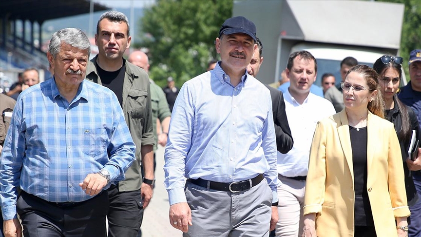 İçişleri Bakanı Soylu, Bartın'da incelemelerde bulundu