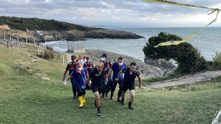 Sinop'ta bulunan cesedin Kastamonu'daki selde kaybolan gence ait olduğu belirlendi