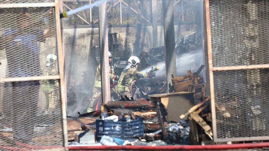 Ankara Toptancı Hali'nde yangın çıktı!
