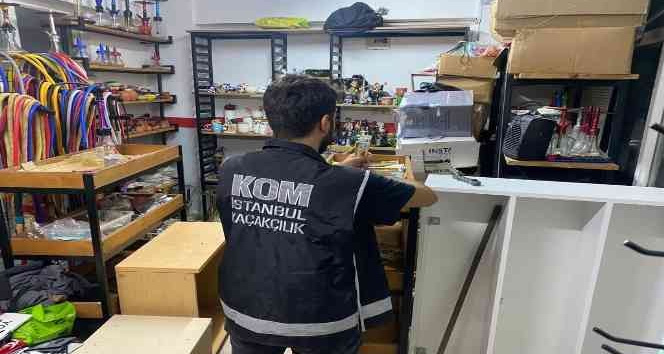 İstanbul'da Kaçak Nargile Tütünü Operasyonu
