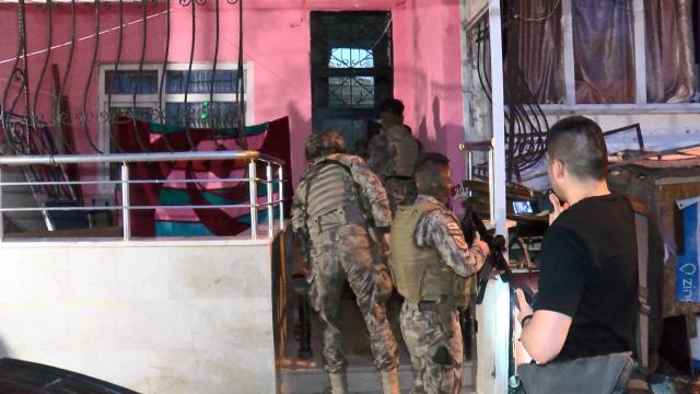 İstanbul'da helikopter destekli uyuşturucu operasyonu