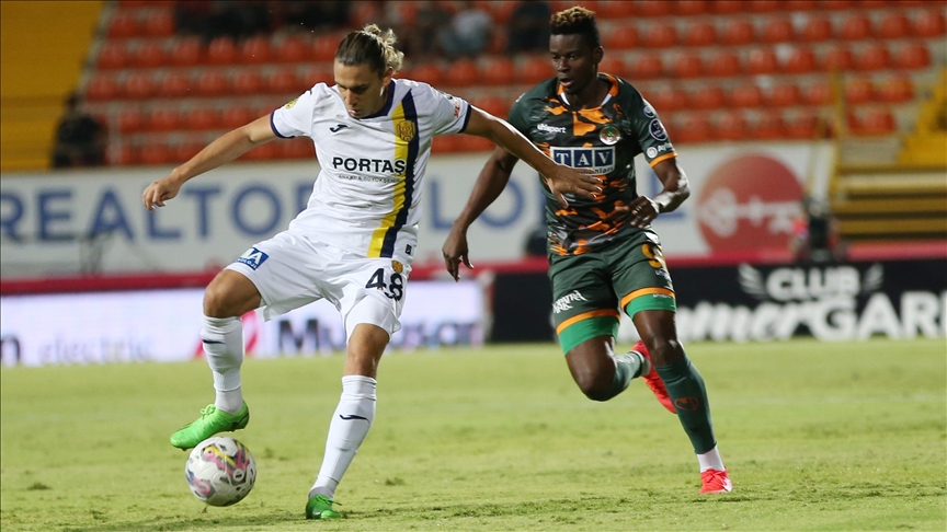 Corendon Alanyaspor, sahasında MKE Ankaragücü'nü yendi!