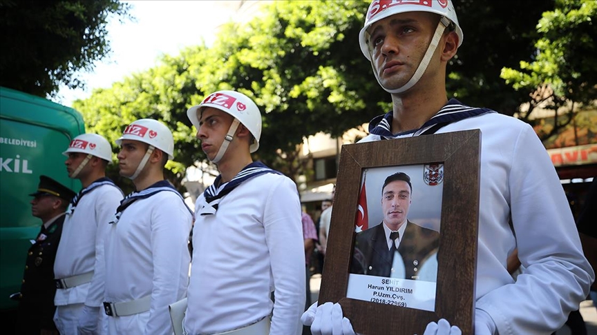 Şehitlerimizi uğurladık...