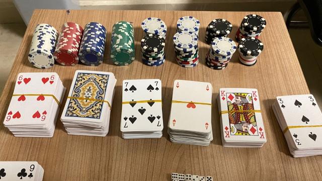 Gaziosmanpaşa'da kumar oynayanlara 60 bin lira ceza