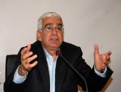 Prof.Dr. Atilla Yayla: "Türkiye, 1950'de Yakaladığı Demokrasi Başarısını Devam Ettiremedi"