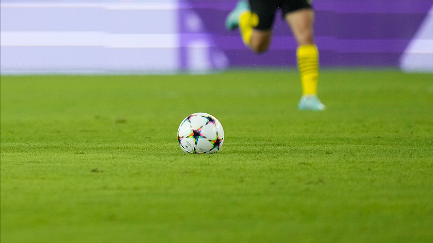 Türk takımlarının Avrupa kupalarındaki maçlarını yönetecek hakemler açıklandı