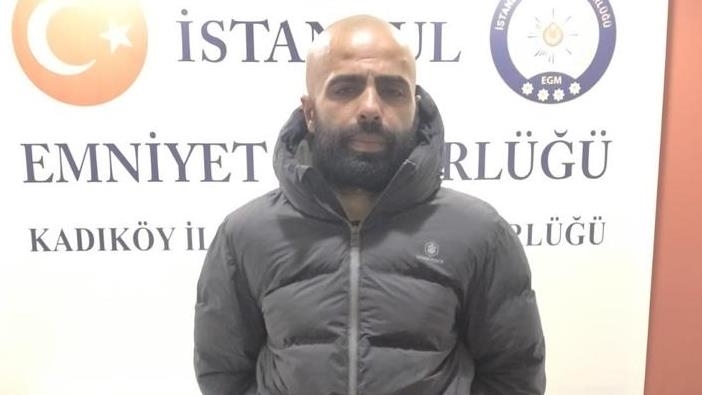 Metroda kadın yolculara bıçak çeken sanığa 11 yıl hapis