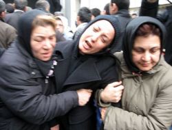 Tramvay Kazasında Can Veren İrem'i Gözyaşlarıyla Karşıladılar